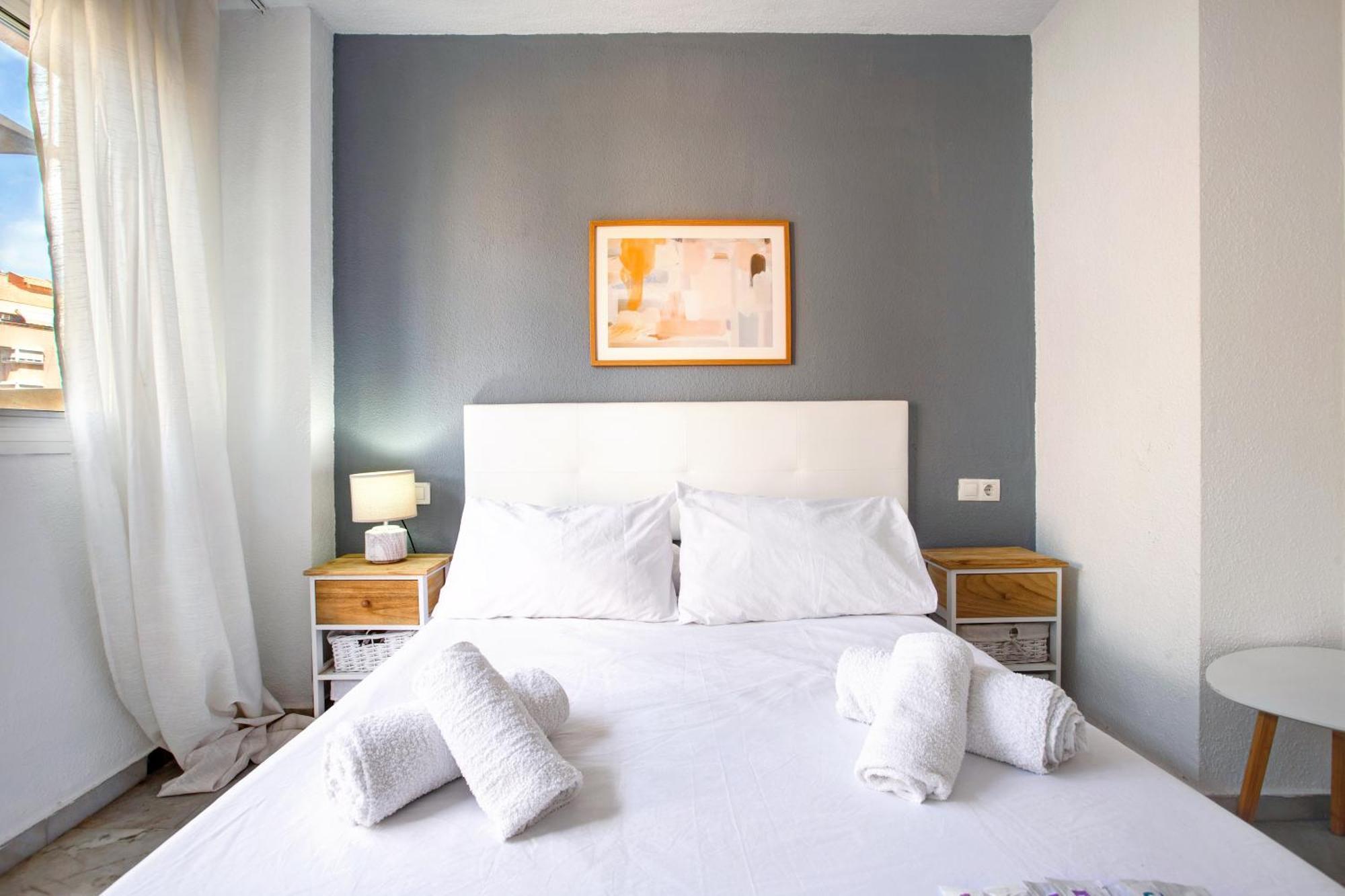 Heroes De Sostoa 56 Malaga Ngoại thất bức ảnh